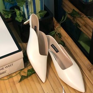 Nine West Famille Pointy Toe Mules White Leather 7.5